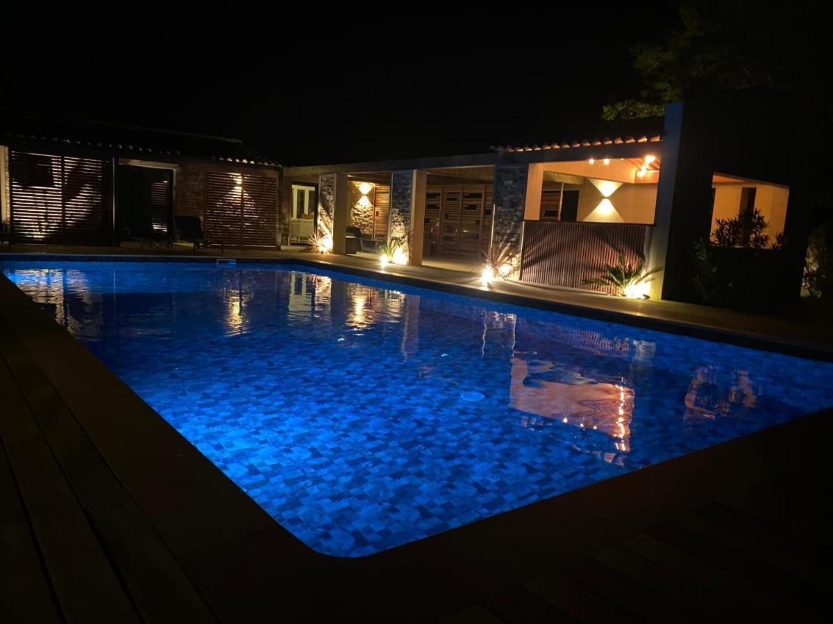 Magnifique Villa Avec Piscine Au Coeur Des Vignes Cogolin Eksteriør billede