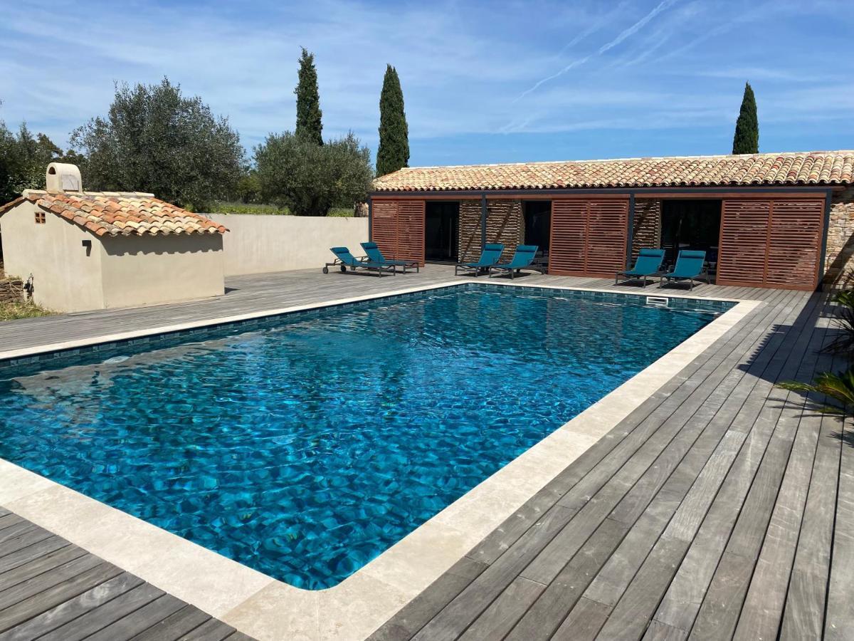 Magnifique Villa Avec Piscine Au Coeur Des Vignes Cogolin Eksteriør billede