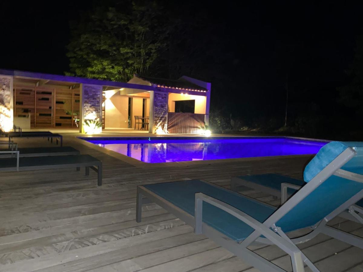 Magnifique Villa Avec Piscine Au Coeur Des Vignes Cogolin Eksteriør billede